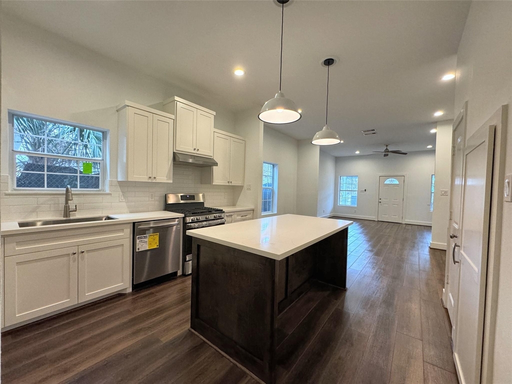 1919 Fulton Street - Photo 2