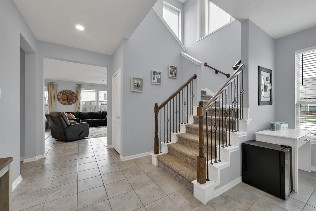 1127 Littleton Court - Photo 7