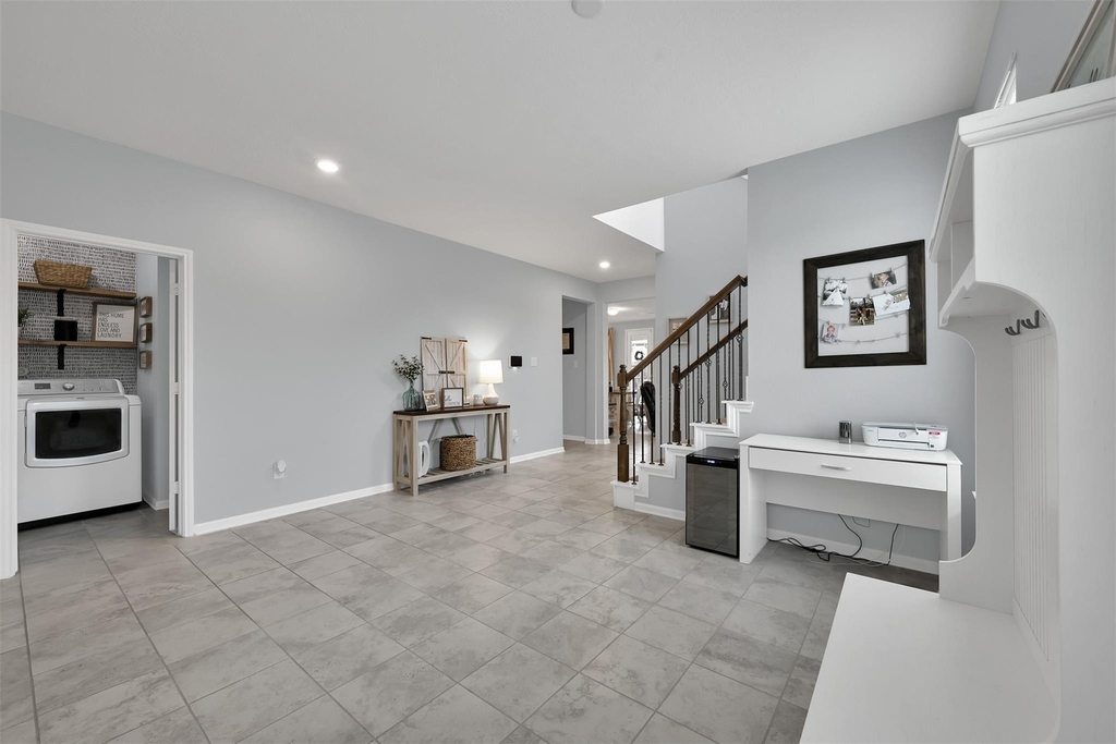 1127 Littleton Court - Photo 5