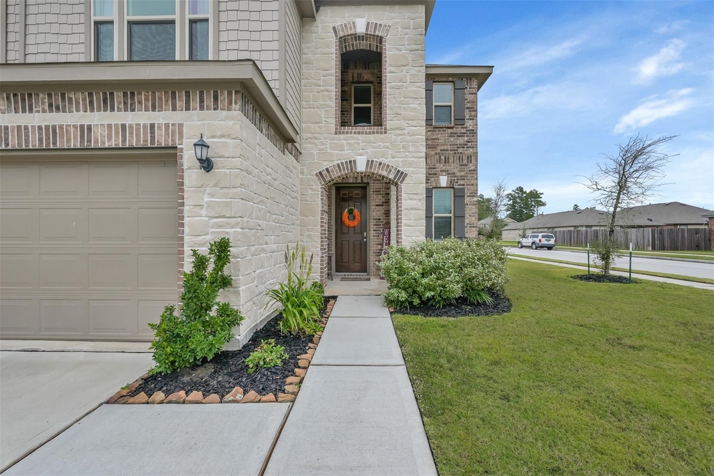 1127 Littleton Court - Photo 2
