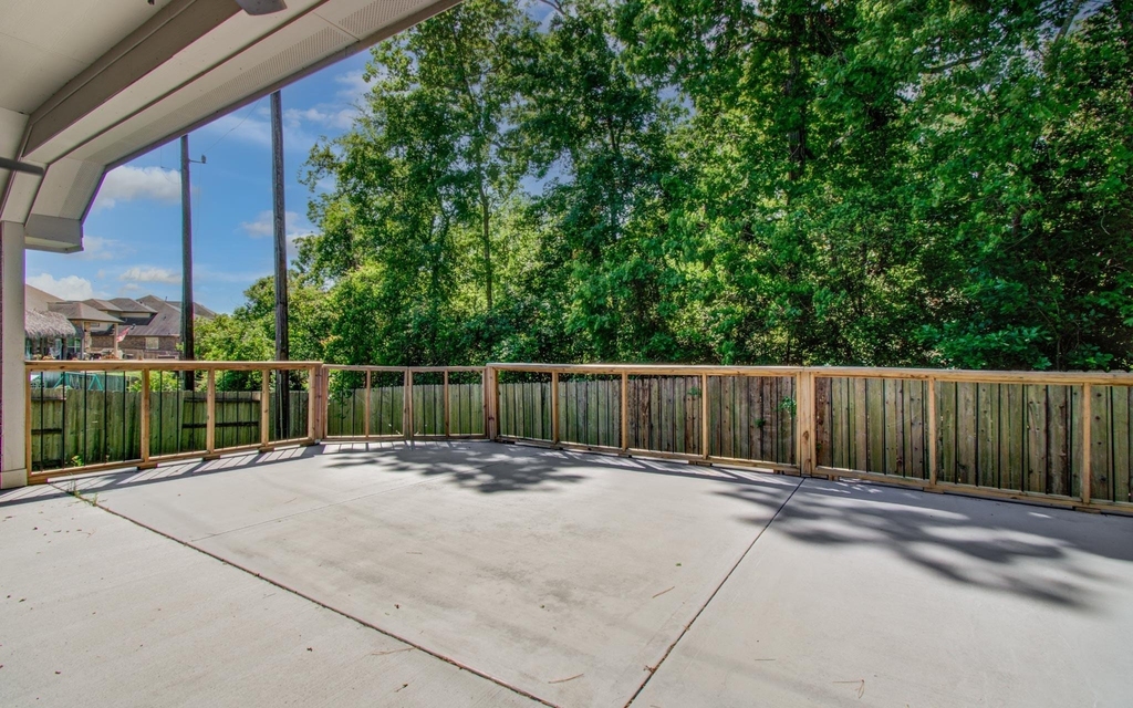1011 Veer Drive - Photo 37