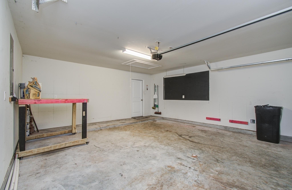 1011 Veer Drive - Photo 42