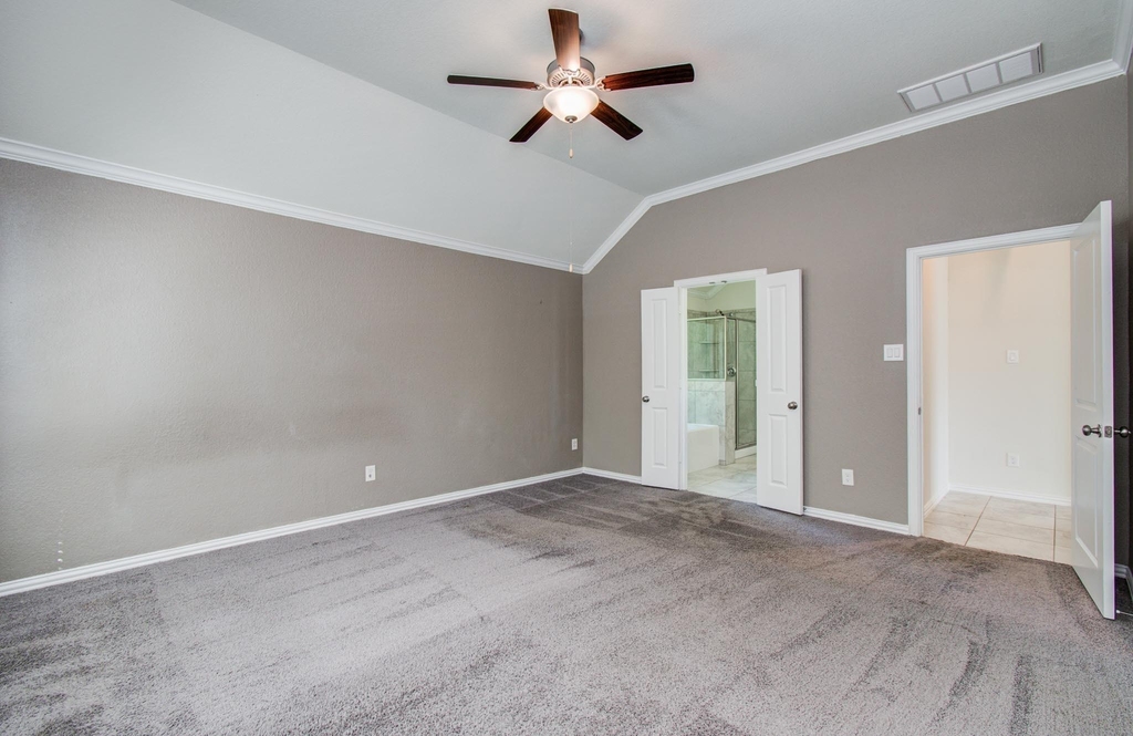 1011 Veer Drive - Photo 26