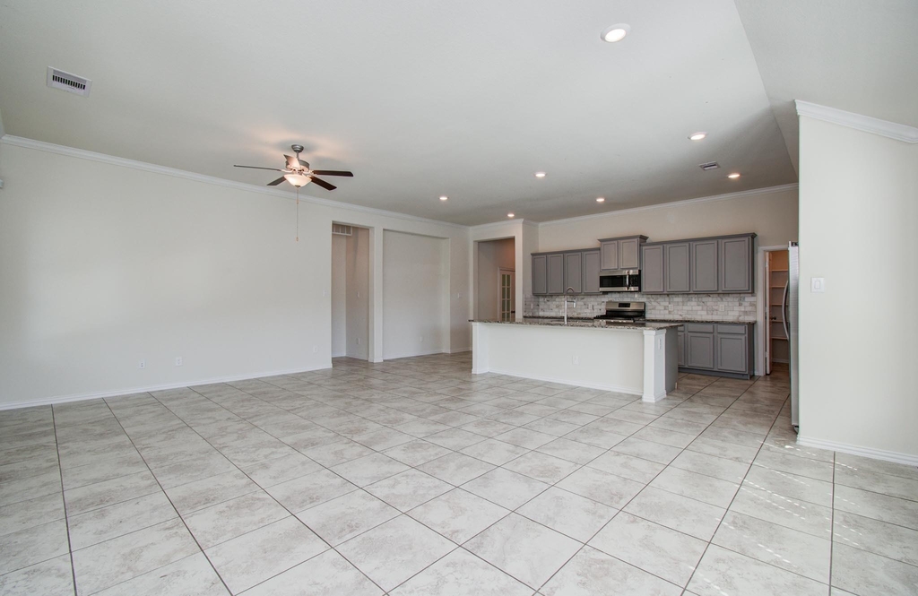 1011 Veer Drive - Photo 23
