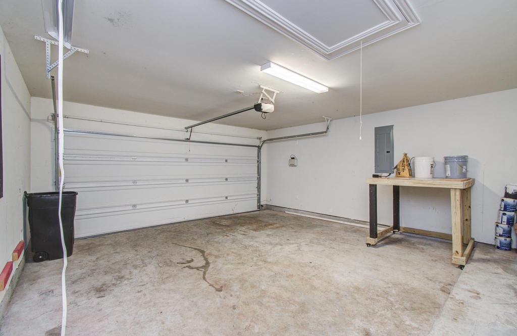 1011 Veer Drive - Photo 41