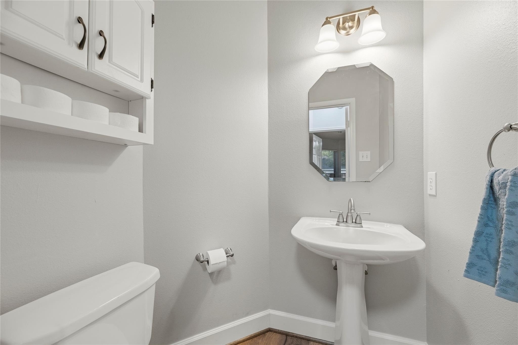 16315 Madewood Street - Photo 14