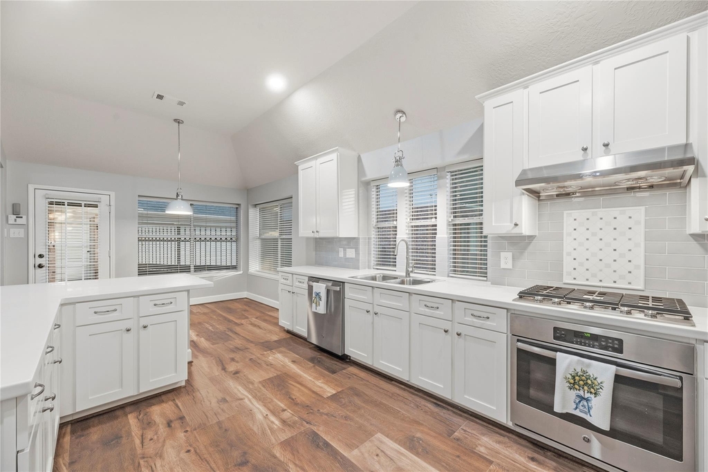 16315 Madewood Street - Photo 9