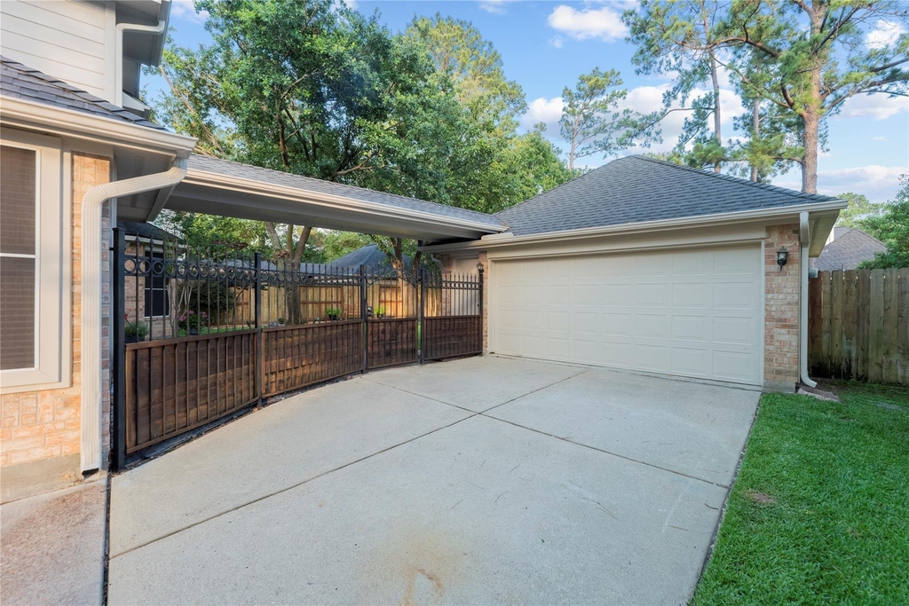 16315 Madewood Street - Photo 3