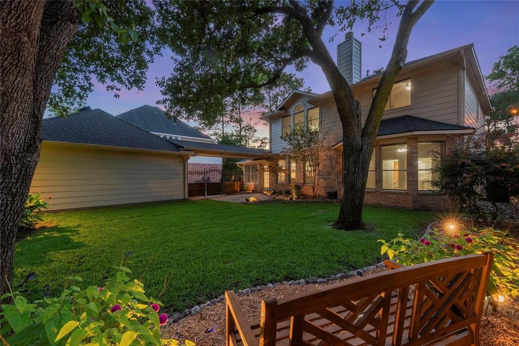 16315 Madewood Street - Photo 36