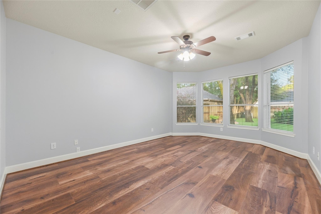 16315 Madewood Street - Photo 15