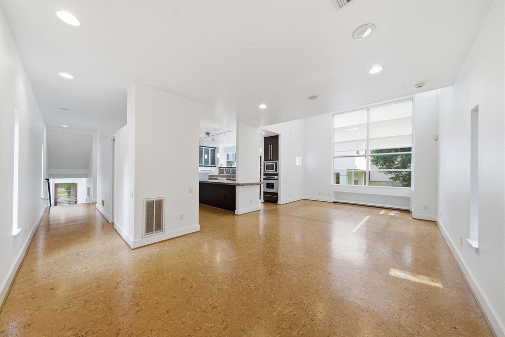 7002 Newcastle Street - Photo 36