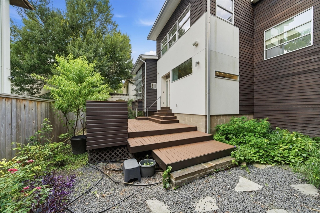 7002 Newcastle Street - Photo 42