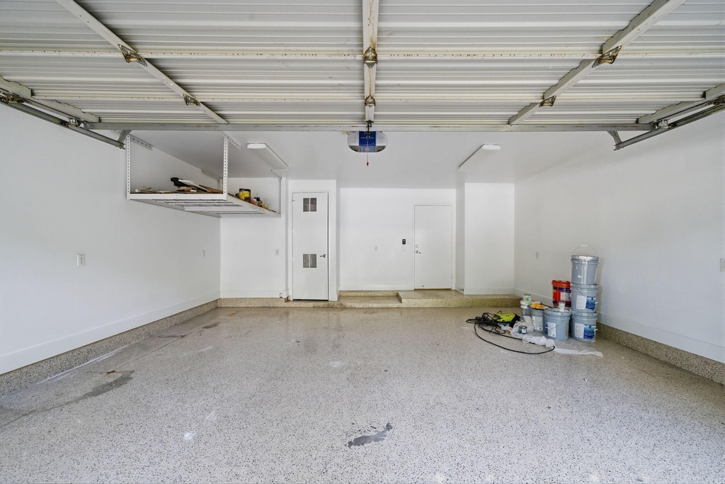 7002 Newcastle Street - Photo 5