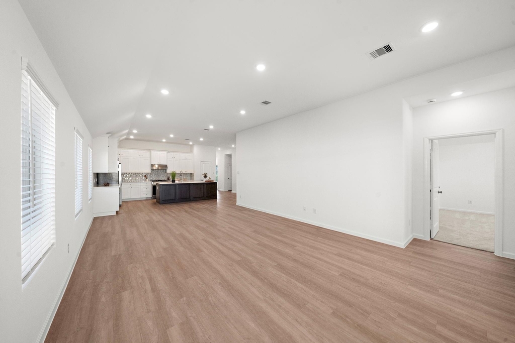 4823 Shimmer Side Drive - Photo 6
