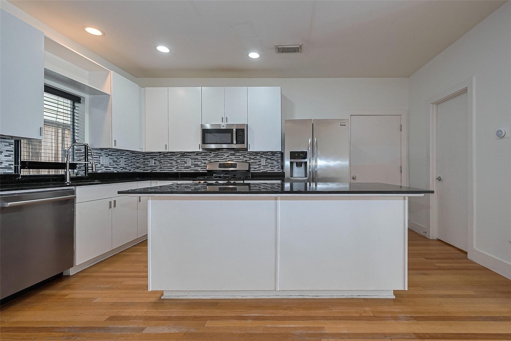 4331 Eigel Street - Photo 17