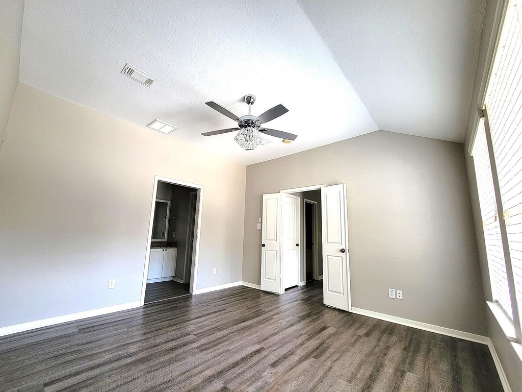 77 Woodlily Pl - Photo 13