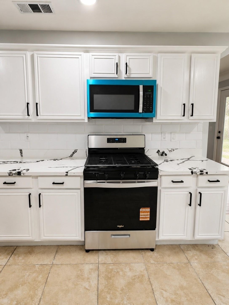 3910 Crystal Pass Court - Photo 11