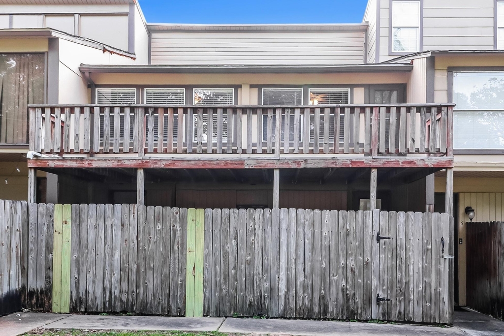 2 Lakeway Street - Photo 14