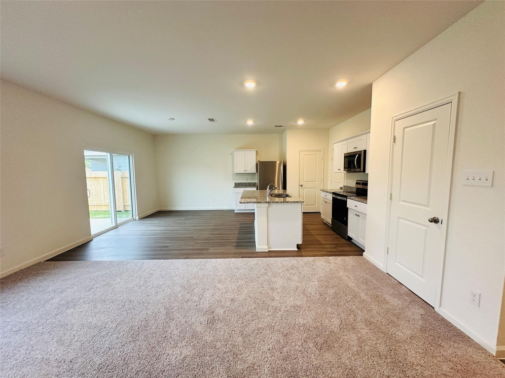 14850 Calderon - Photo 5