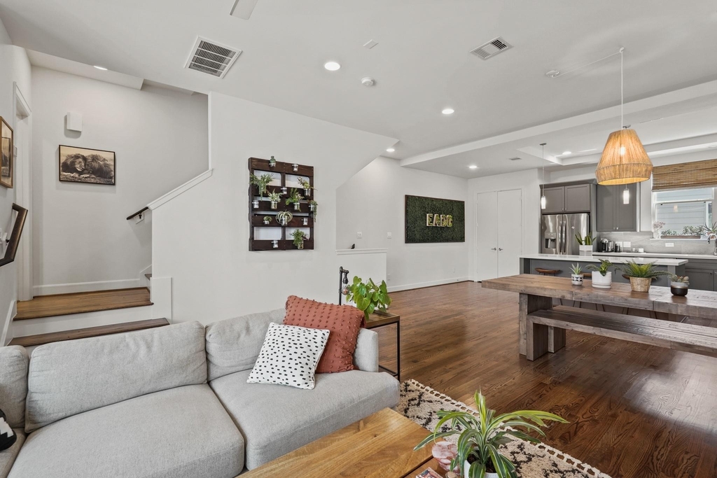 1739 Eado Point Lane - Photo 13