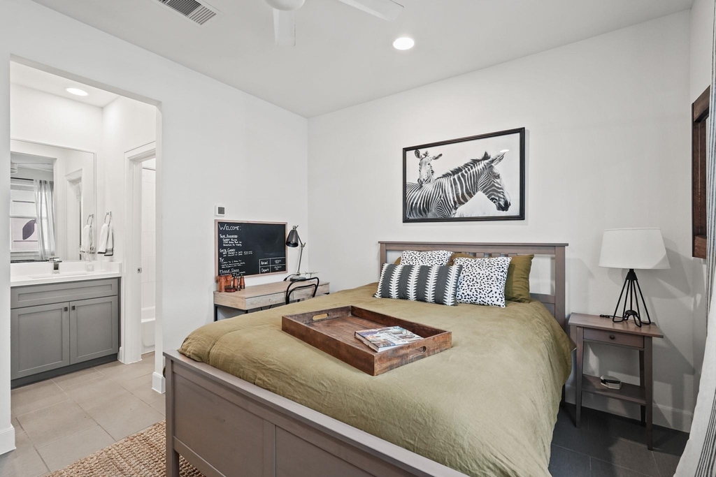 1739 Eado Point Lane - Photo 4