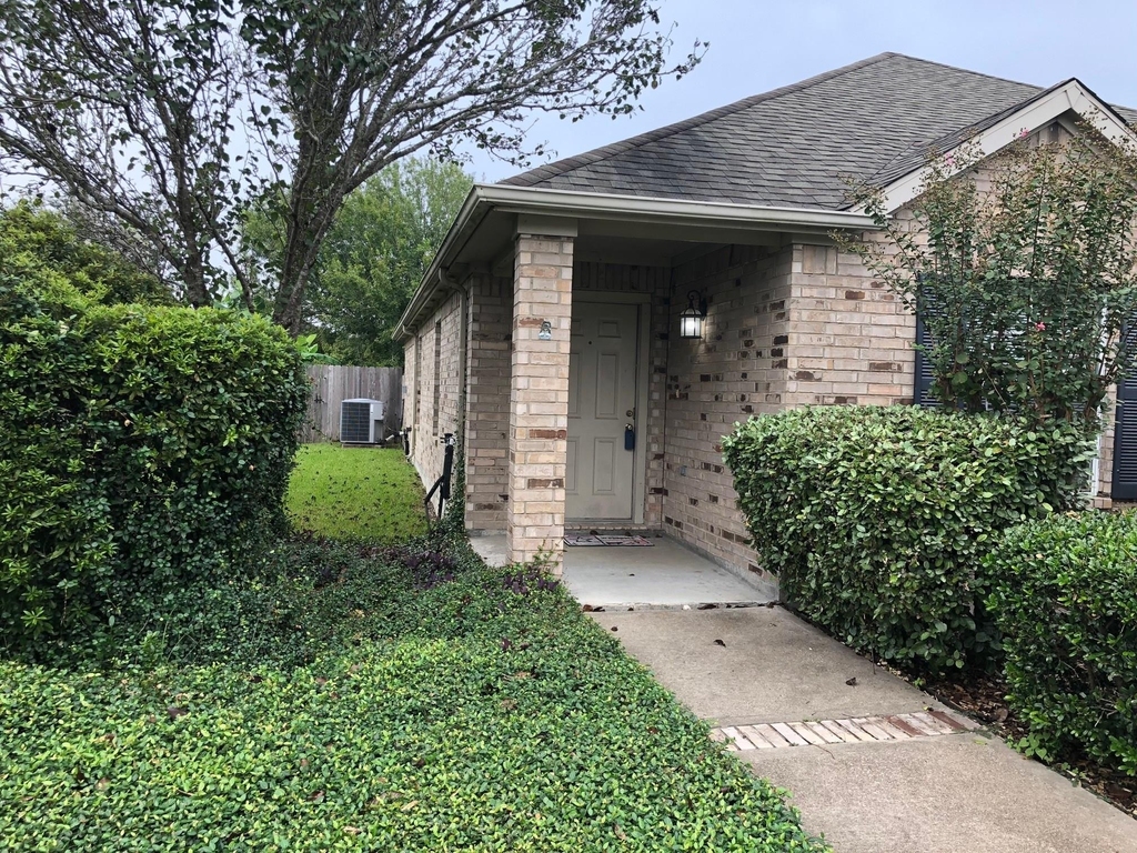 3404 Pheasant Lane - Photo 1