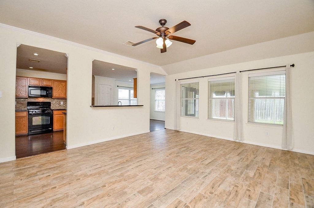 24718 Cobble Canyon Lane - Photo 6