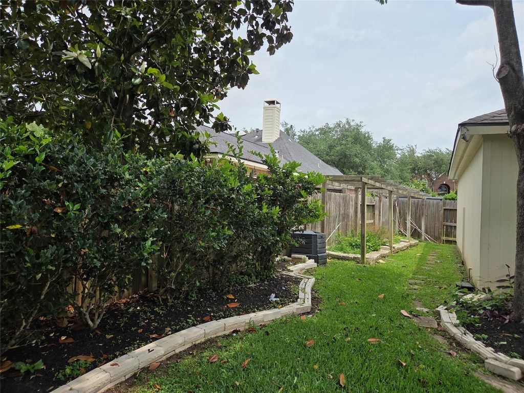 4306 Lakeside Meadow Drive - Photo 40