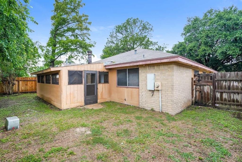 10579 Twilight Moon Drive - Photo 12