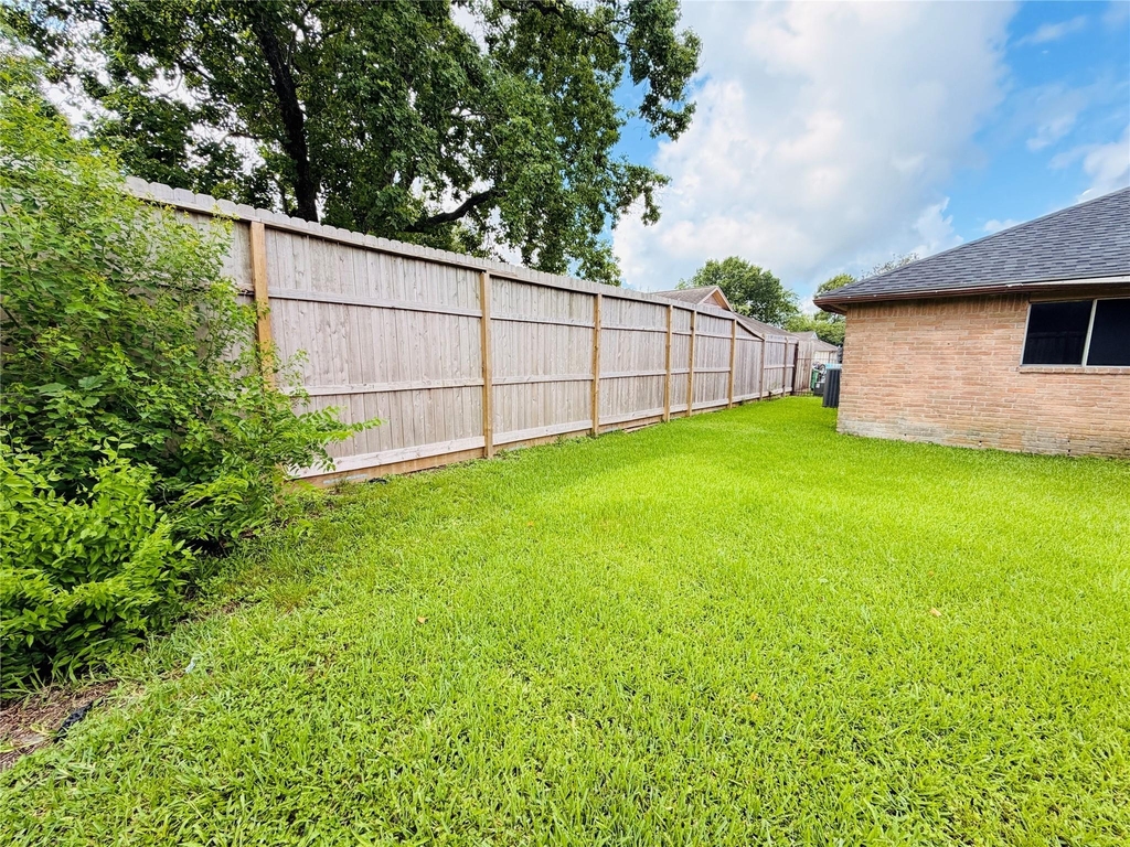 12211 Wessex Drive - Photo 20
