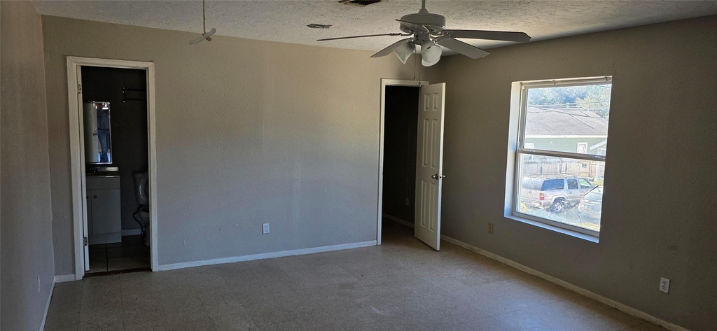 5130 Chapman Street - Photo 2