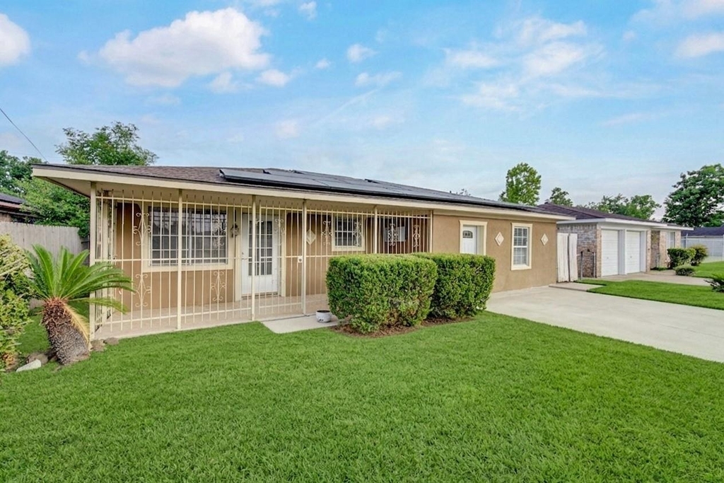 14238 Old Humble Road - Photo 2