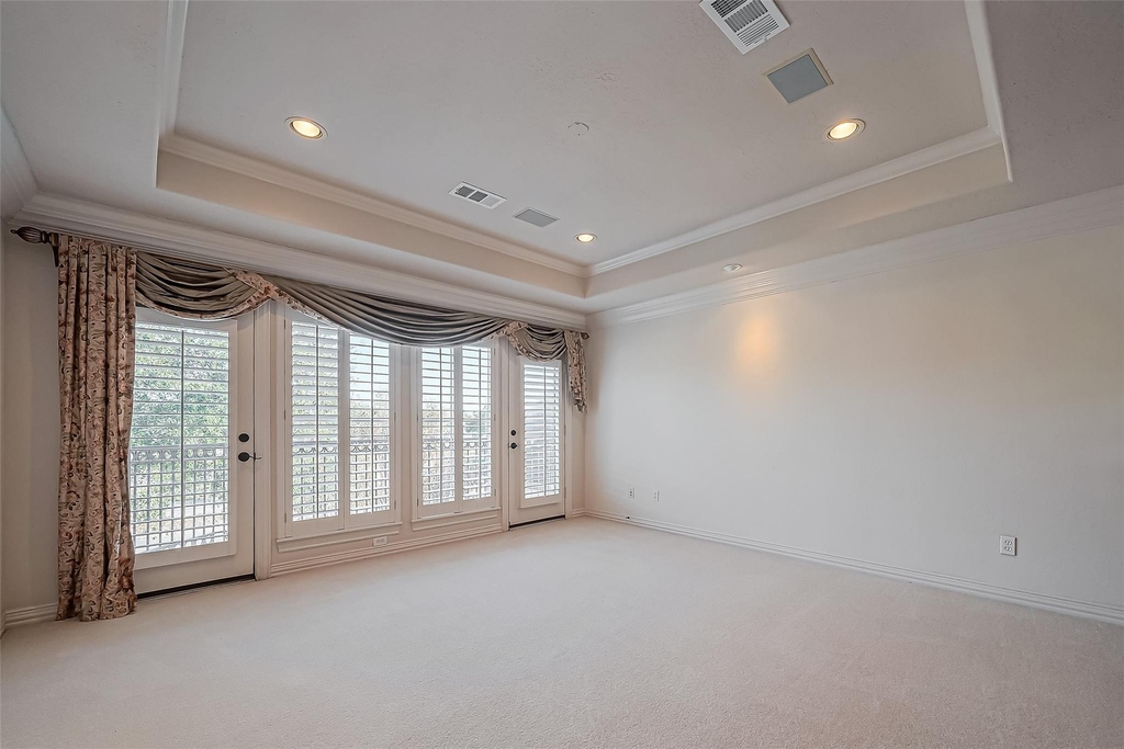 14010 Barnhart Boulevard - Photo 43