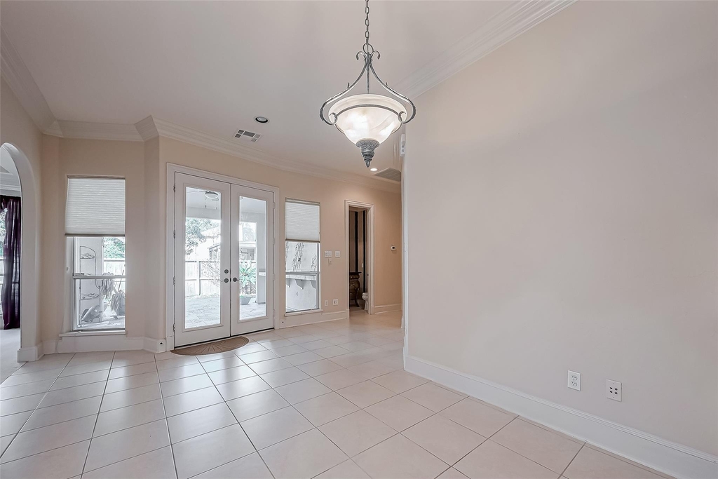 14010 Barnhart Boulevard - Photo 14