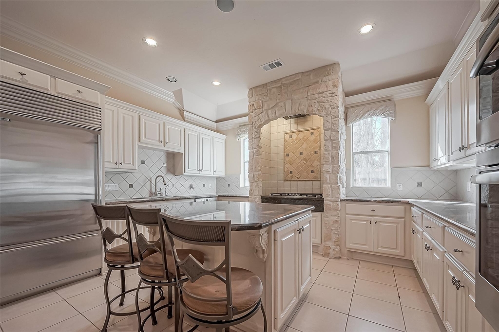 14010 Barnhart Boulevard - Photo 21