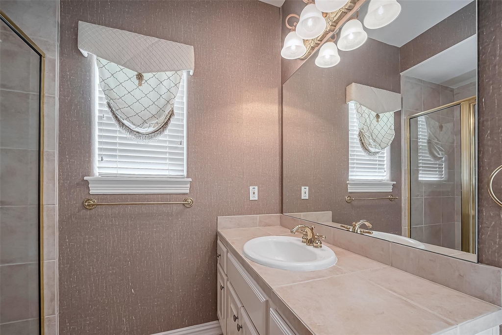 14010 Barnhart Boulevard - Photo 42