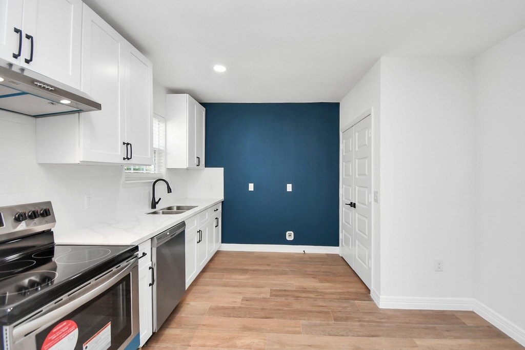 2812 Truxillo Street - Photo 7