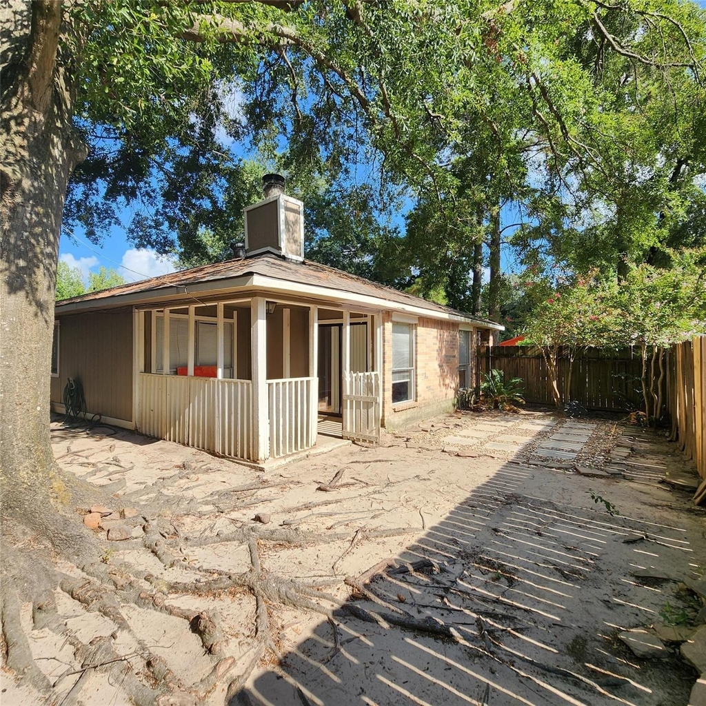 6938 Foxbrook Drive - Photo 15