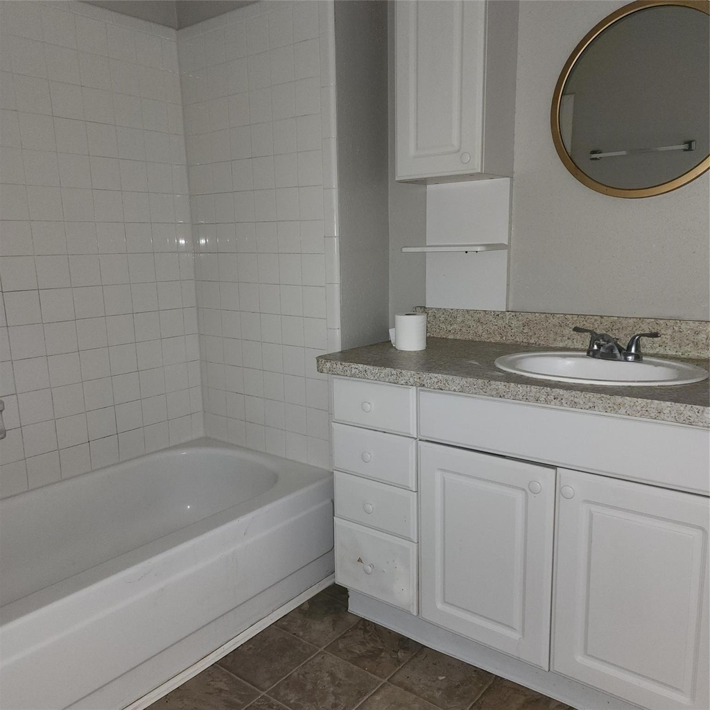 6938 Foxbrook Drive - Photo 10