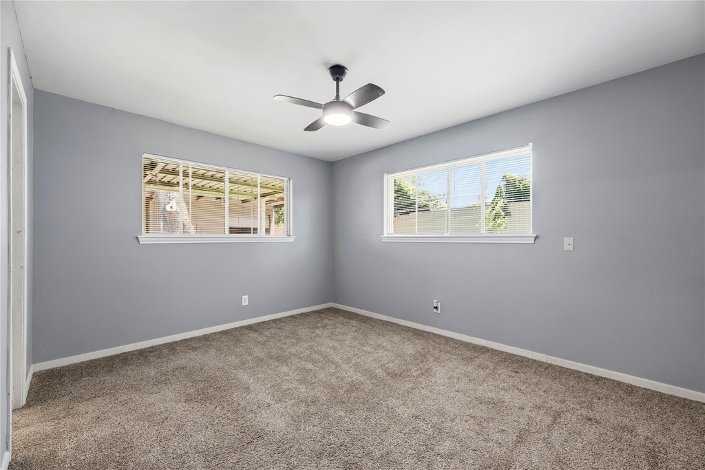 4014 Mona Lee Lane - Photo 14