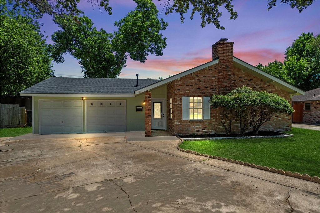 4014 Mona Lee Lane - Photo 0
