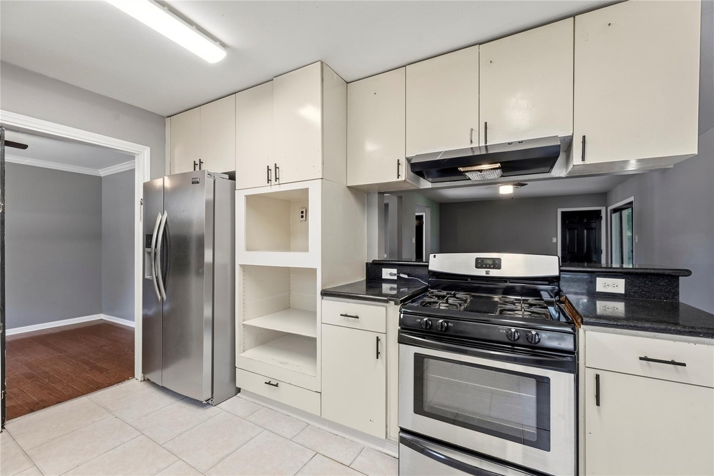 4014 Mona Lee Lane - Photo 11