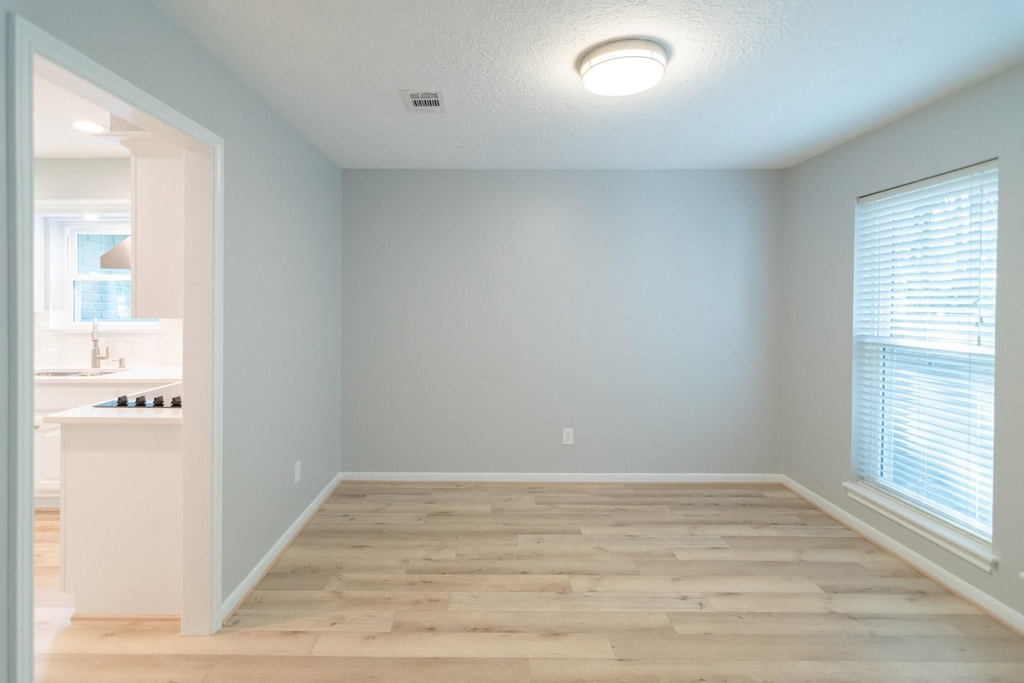 10 Coralvine Court - Photo 16