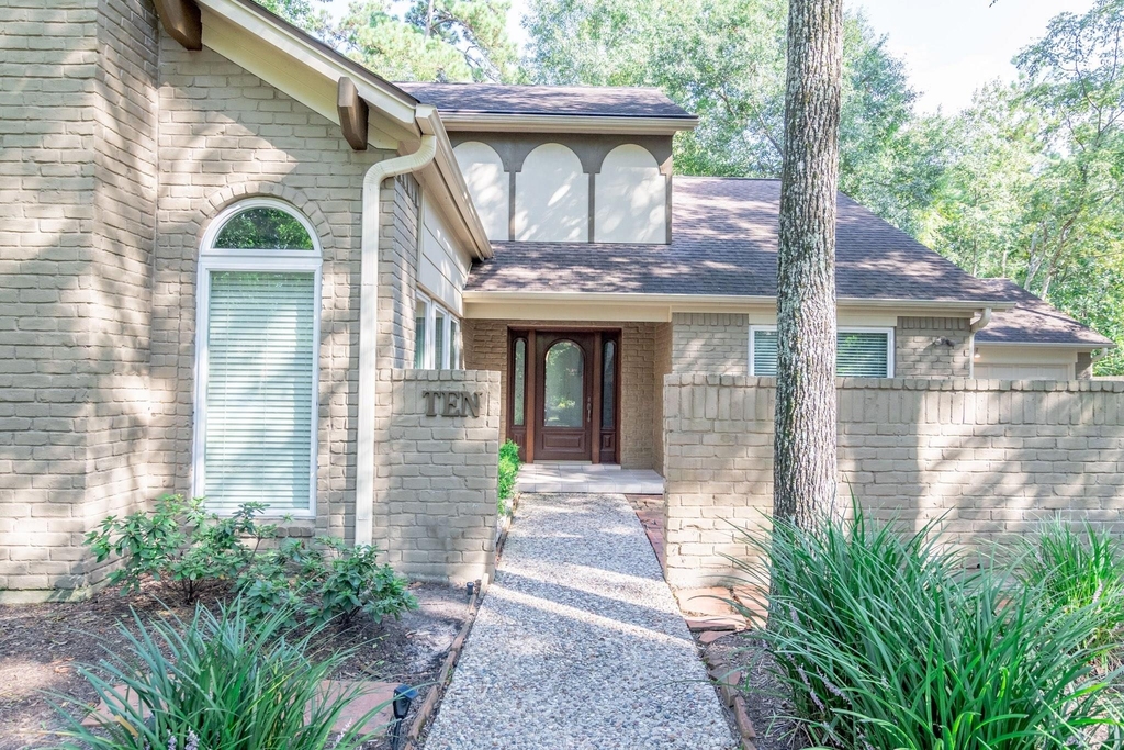 10 Coralvine Court - Photo 4