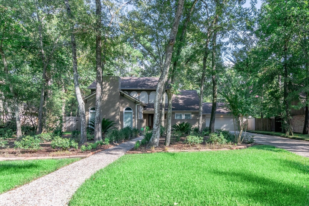 10 Coralvine Court - Photo 1