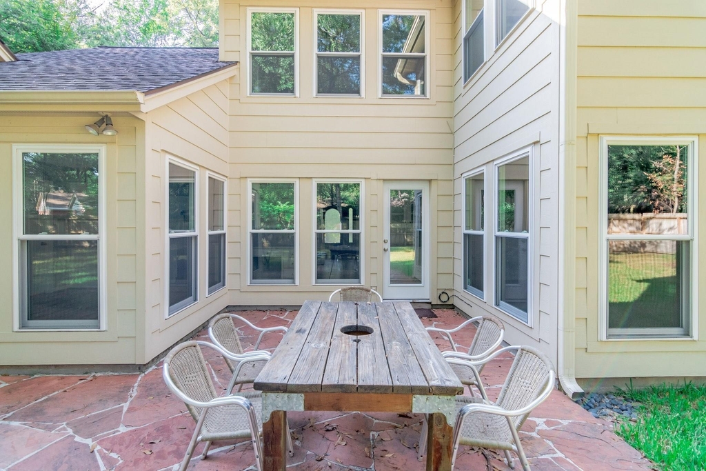 10 Coralvine Court - Photo 31