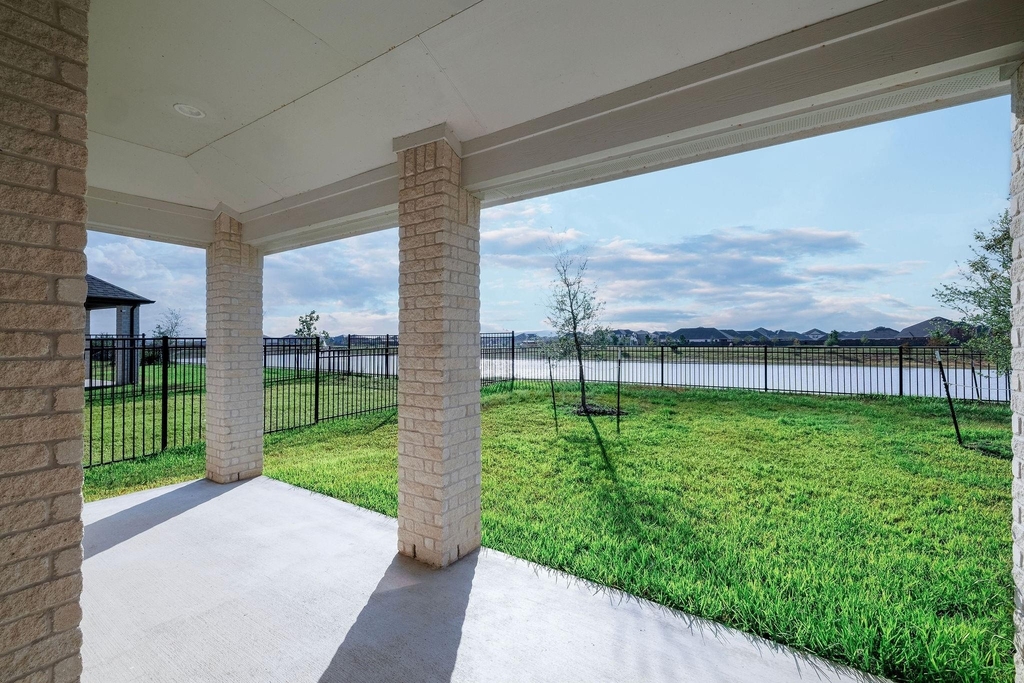 7603 Coral Lake Drive - Photo 29