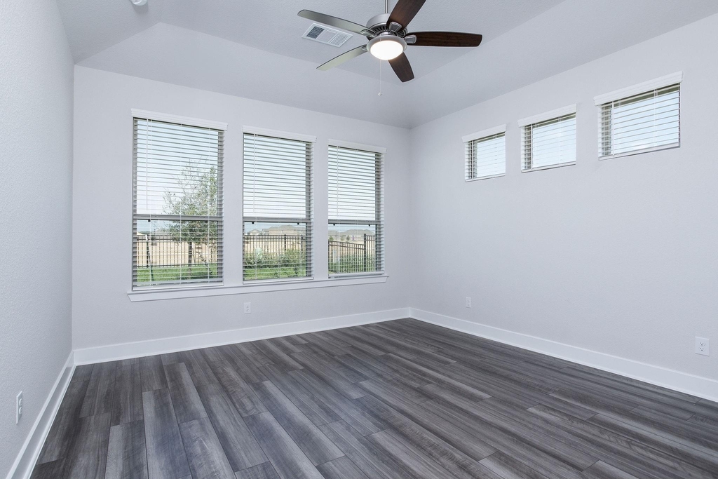 7603 Coral Lake Drive - Photo 15