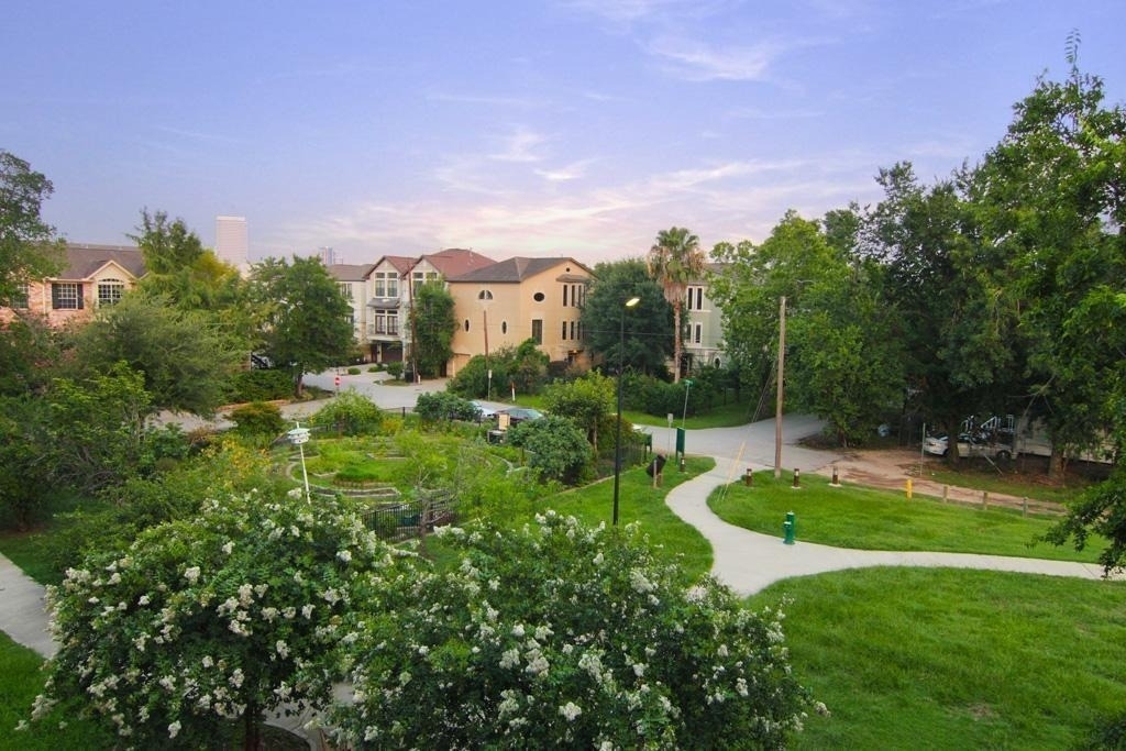 5311 Lillian - Photo 34
