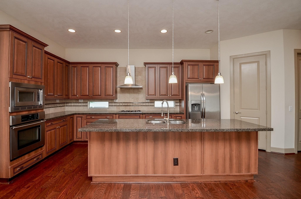 5311 Lillian - Photo 5